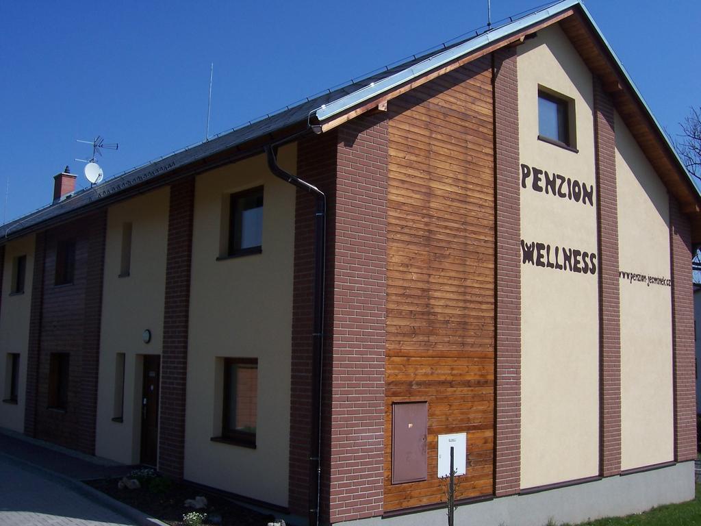 Penzion Jecminek Cervena Voda Luaran gambar