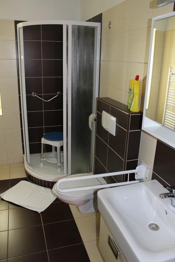 Penzion Jecminek Cervena Voda Luaran gambar